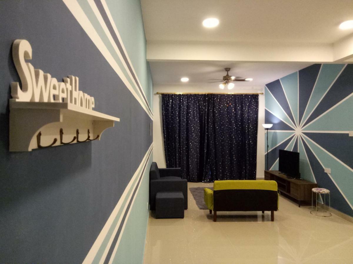 Icolor Home & Stay Ch4 Tanah Rata Exterior foto