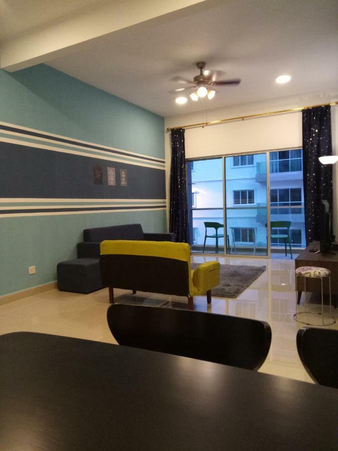 Icolor Home & Stay Ch4 Tanah Rata Exterior foto